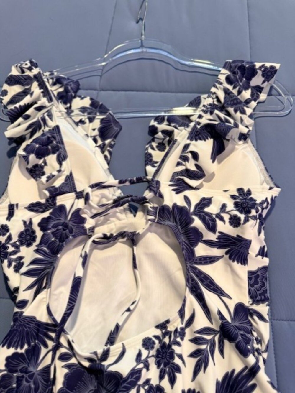 Cupshe Sweet Florals Ruffled Lace-Up Tummy Control, Size L, NWT - Picture 8 of 11